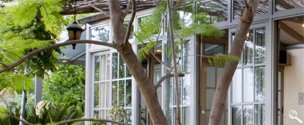 Die Orangerie mit Wohnzimmer und Küche